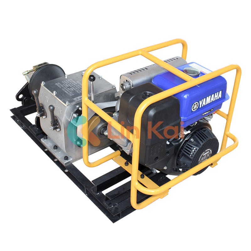 Winch na Pinapatakbo ng Petrol Engine